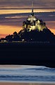 Vue nocturne du Mont Saint Michel