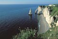 Falaises calcaires d'Etretat. L'Aiguille et l'Arche