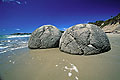 Moeraki Boulders / Cte Pacifique / le du sud