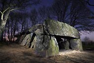 DOLMENS et MENHIRS de BRETAGNE