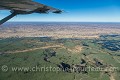Vue aérienne de la zone humide de Linyanti (Rivière Chobe). Au fond, la zone aride du nord du Delta de l'Okavango. Nord ouest Botswana, frontière avec la Namibie (bande de Caprivi). Africa 
 Afrique 
 Botswana 
 Chobe 
 Linyanti 
 arial 
 avion 
 marais 
 marsh 
 marécages 
 view 
 zone humide 
 BOTSWANA, 