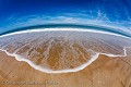 Marée basse sur l'Ile de Ré. Charente Maritime. 15 mm Fisheye. Ciel, 
rotondité,
Terre,
plage, 
beach,
sable,
marée,
tide,
Fish-Eye,
15 mm,
Canon,
Photo,
sand,
sable,
Ré,
ile,
island,
Charente,
Maritime,
paysage,
landscape,
France,
ciel,
Bleu,
Blue,
Sky,
picture,
round,
effect,
effet,
 