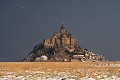 La baie et le Mont Saint Michel sous la neige. Janvier 2010. Normandie. France. Baie 
 Baie du Mont Saint Michel 
 Bay 
 Bretagne 
 Brittany 
 France 
 Michel 
 Mont 
 Mont-Saint-Michel 
 Normandie 
 Normandy 
 Saint 
 janvier 
 littoral 
 neige 
 saison 
 season 
 shore 
 snow 
 FRANCE, 
 Normandy - Normandie, 