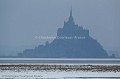 Le Mont St Michel de nouveau sous la neige, un mois après, de l'autre côté de la Baie, en Normandie. France. Baie 
 Bay 
 France 
 Michel 
 Mont 
 Normandie 
 Normandy 
 hiver 
 saint 
 snow 
 winter 