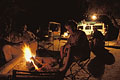  feu camp désert soir nuit Namibie Namib camping bivouac tradition Afrique 