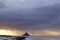 Photo prise côté Normandie, depuis la Roche Torin. Normandie Mont Saint Michel baie France nuages orage ciel  pluie 