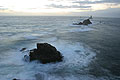 Les courants de marées du Raz de Sein sont parmi les plus puissants d'Europe.
Au fond, le phare de la Vieille.
 Raz courant marées Bretagne Finistère paysage Grand Site mer littoral côte phare Vieille 