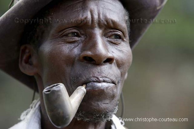 Bee-Keeper, Rwanda