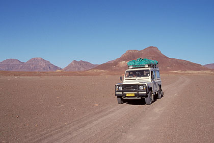 Piste particulièrement isolée dans le Damaraland