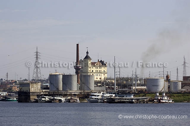 Manaus, zone portuaire  industrielle