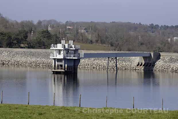 The Chze Canut Dam. France (35)