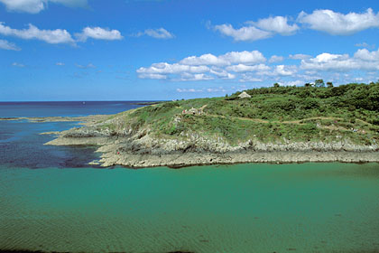 Pointe Ria de Merrien, Cabane et sentier des douaniers