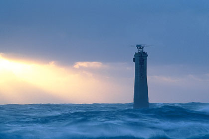 Phare de Nividic. Vagues de tempte.