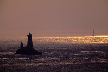 Le phare de la Vieille et la Plate dans le Raz de Sein