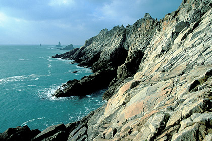 Falaises de la Pointe du Raz et le Raz de Sein