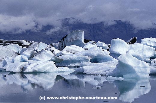 Icebergs du lac Jökulsarlon